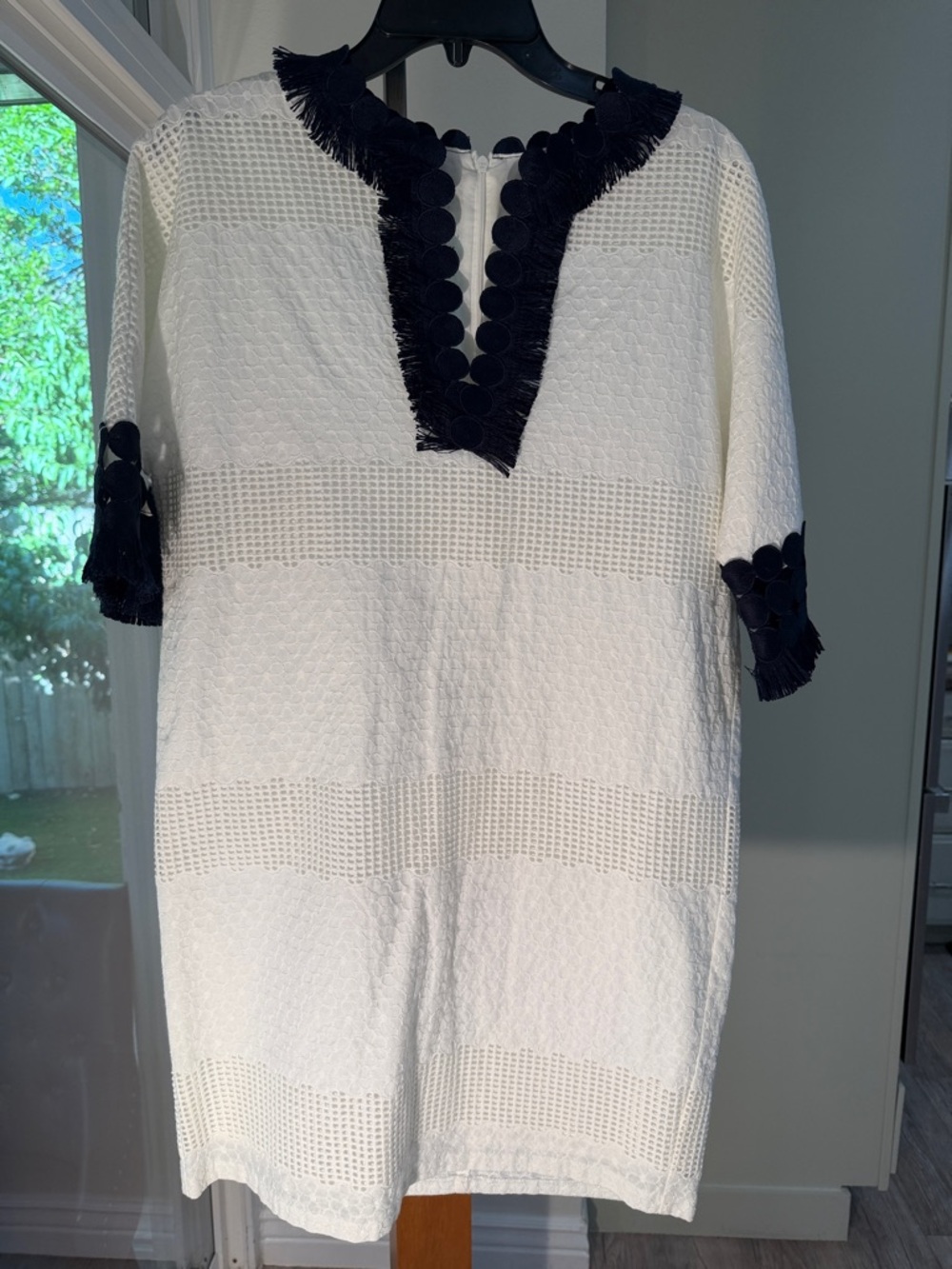 Badgley Mischka White Maxi Dress with Navy Trim